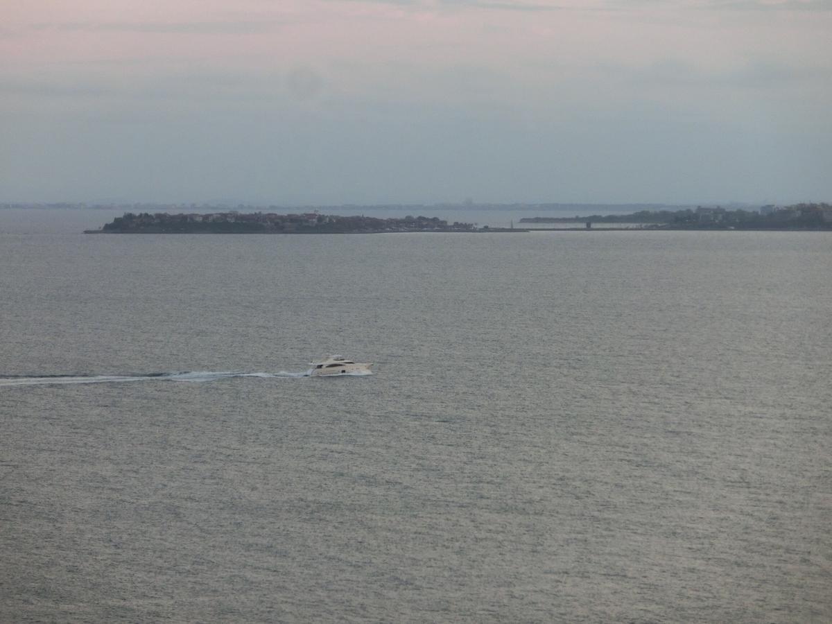 2 Bedroom Imperial Apartment With Panoramic Sea Views, Sveti Vlas Exterior photo